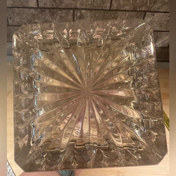 Vintage Crystal Glass Whiskey Decanter with Glass Stopper 1L Capacity - Picture 10 of 11